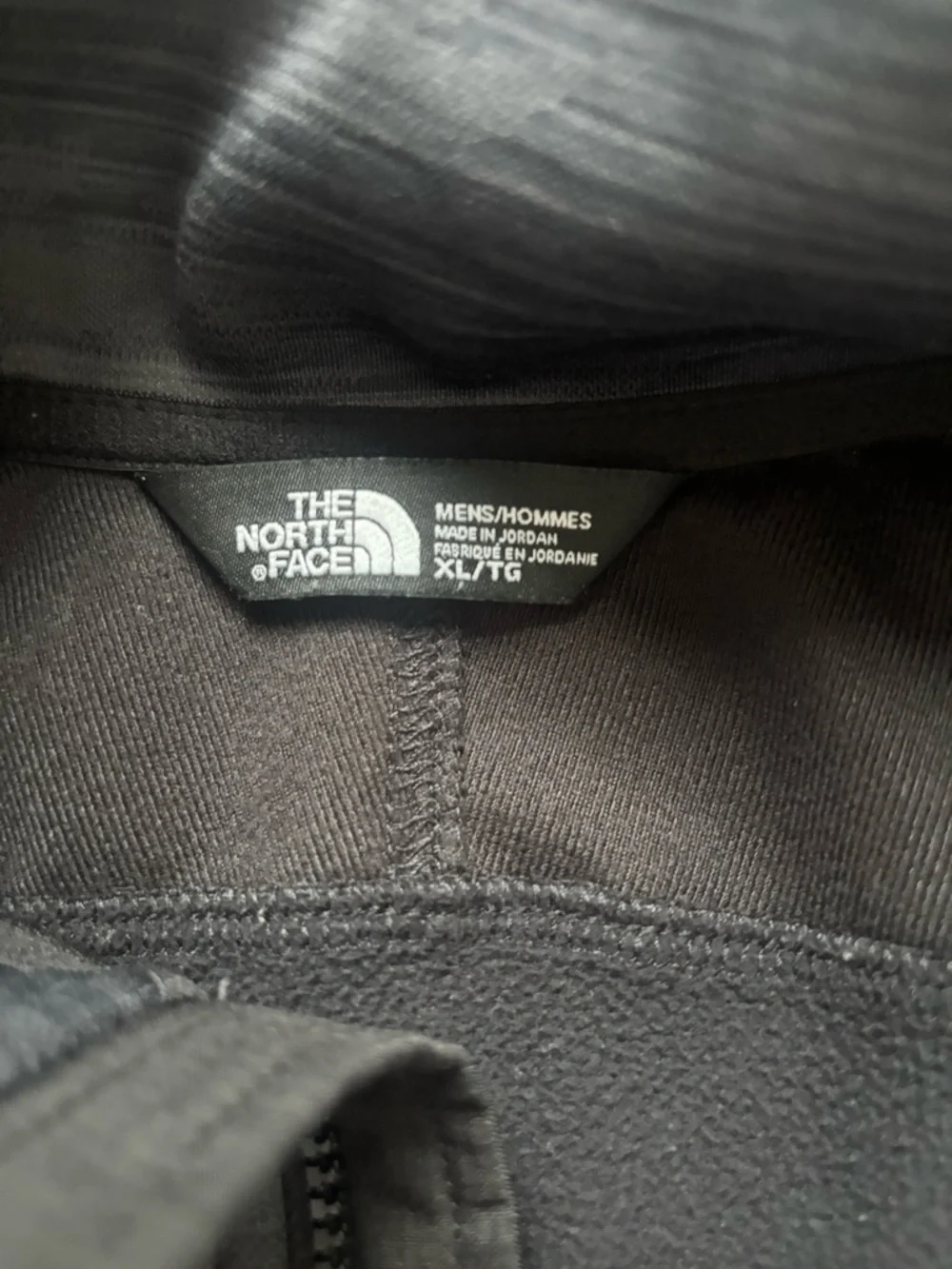 The North Face Men's Black & Charcoal Lightweight Jacket Size XL
